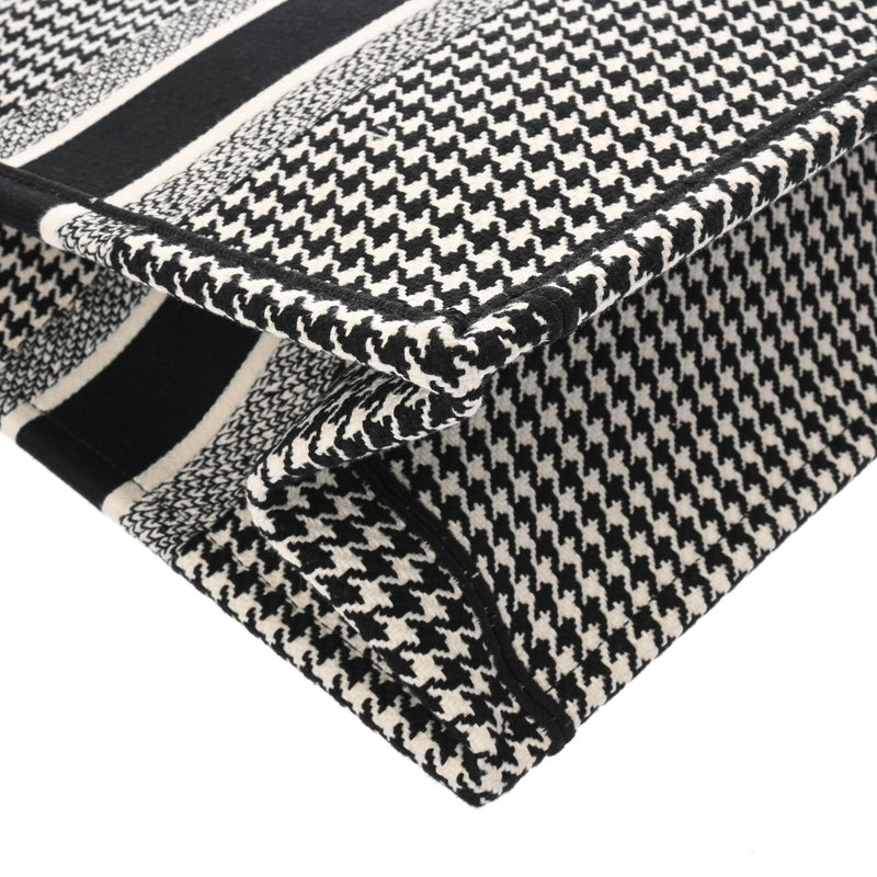 CHRISTIAN DIOR クリスチャンディオール ブックトート ミディアム ハウンドトゥース ブラック/ホワイト M1296ZRPIS レディース キャンバス ハンドバッグ 新同 中古 銀蔵