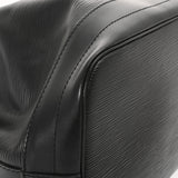 LOUIS VUITTON ルイヴィトン エピ ノエ ノワール M59002 ユニセックス エピレザー ショルダーバッグ ABランク 中古 銀蔵