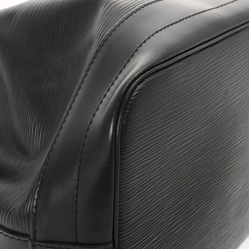 LOUIS VUITTON ルイヴィトン エピ ノエ ノワール M59002 ユニセックス エピレザー ショルダーバッグ ABランク 中古 銀蔵
