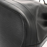 LOUIS VUITTON ルイヴィトン エピ ノエ ノワール M59002 ユニセックス エピレザー ショルダーバッグ ABランク 中古 銀蔵