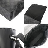 LOUIS VUITTON ルイヴィトン ダミエグラフィット ディストリクトNM MM 黒/グレー N41029 メンズ ダミエグラフィットキャンバス ショルダーバッグ ABランク 中古 銀蔵