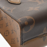 LOUIS VUITTON ルイヴィトン モノグラムリバース オンザゴー PM ブラウン M46373 レディース モノグラムキャンバス ハンドバッグ Aランク 中古 銀蔵