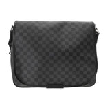 LOUIS VUITTON ルイヴィトン ダミエグラフィット レンツォ ブラック/グレー N51213 メンズ ダミエキャンバス ショルダーバッグ ABランク 中古 銀蔵