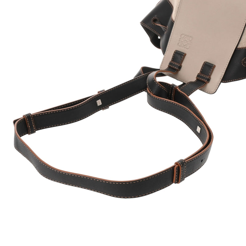 LOEWE ロエベ ハンモック ドローストリング  ベージュ/ブラック レディース レザー ショルダーバッグ ABランク 中古 銀蔵