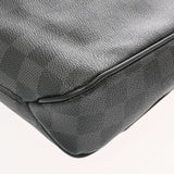 LOUIS VUITTON ルイヴィトン ダミエグラフィット ディストリクトPM 黒/グレー N41260 メンズ ショルダーバッグ Aランク 中古 銀蔵