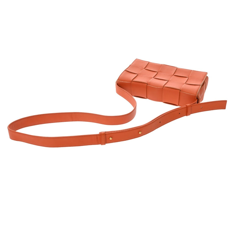 BOTTEGAVENETA ボッテガヴェネタ カセットショルダー マキシイントレチャート オレンジ 180624 ユニセックス レザー ショルダーバッグ Bランク 中古 銀蔵