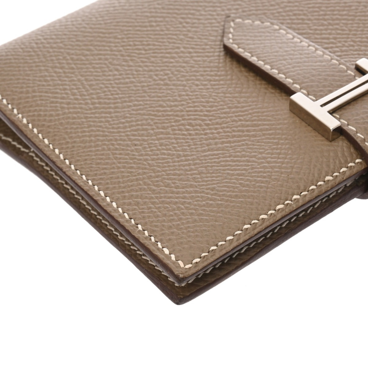 未使用 展示品 エルメス HERMES ベアン コンパクト 二つ折り 財布 エプソン エトゥープ U刻印 シルバー 金具 VLP 90176047 エルメス ベアンコンパクト エトゥープ Z刻印(2021年頃)刻印 ユニ