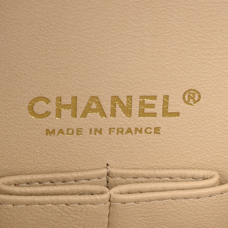 CHANEL シャネル マトラッセ チェーンショルダー23cm Wフラップ ベージュ A01113 レディース ラムスキン ショルダーバッグ Aランク 中古 銀蔵