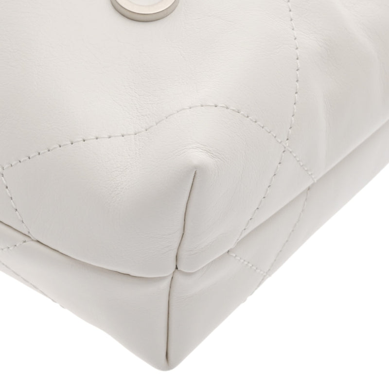 CHANEL シャネル シャネル 22 ミニ ハンドバッグ ホワイト AS3980 レディース シャイニーカーフ 2WAYバッグ 新同 中古 銀蔵