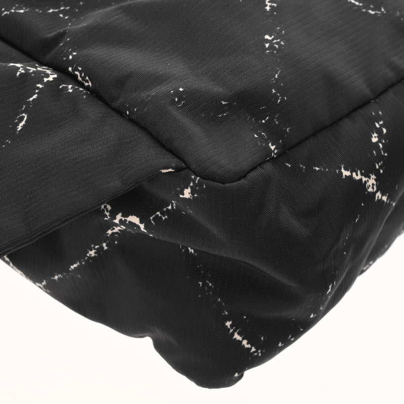 CHANEL シャネル トラベルライン バックパック 旧型 ブラック ユニセックス ナイロン リュック・デイパック ABランク 中古 銀蔵