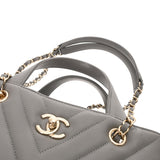 CHANEL シャネル Vステッチ チェーントート グレー A91642 レディース レザー トートバッグ ABランク 中古 銀蔵
