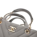 CHANEL シャネル Vステッチ チェーントート グレー A91642 レディース レザー トートバッグ ABランク 中古 銀蔵