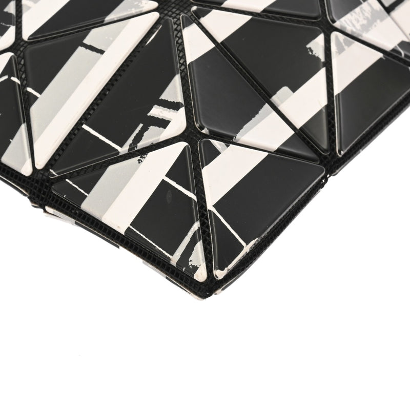ISSEY MIYAKE イッセイミヤケ BAOBAO  ブラック/ホワイト 2VG113 レディース 塩化ビニール/ポリエステル トートバッグ Aランク 中古 銀蔵