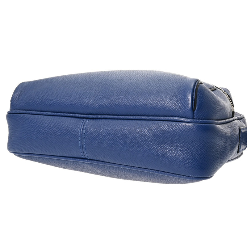 LOUIS VUITTON ルイヴィトン タイガ アウトドア メッセンジャー PM コバルト M33437 メンズ レザー ショルダーバッグ Bランク 中古 銀蔵