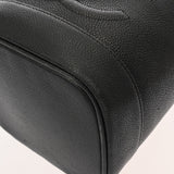 CHANEL シャネル 縦型 バニティバッグ ブラック A01998 レディース キャビアスキン バニティバッグ Bランク 中古 銀蔵