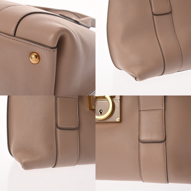 SALVATORE FERRAGAMO フェラガモ 2WAY スモーキーピンク レディース レザー ショルダーバッグ ABランク 中古 銀蔵