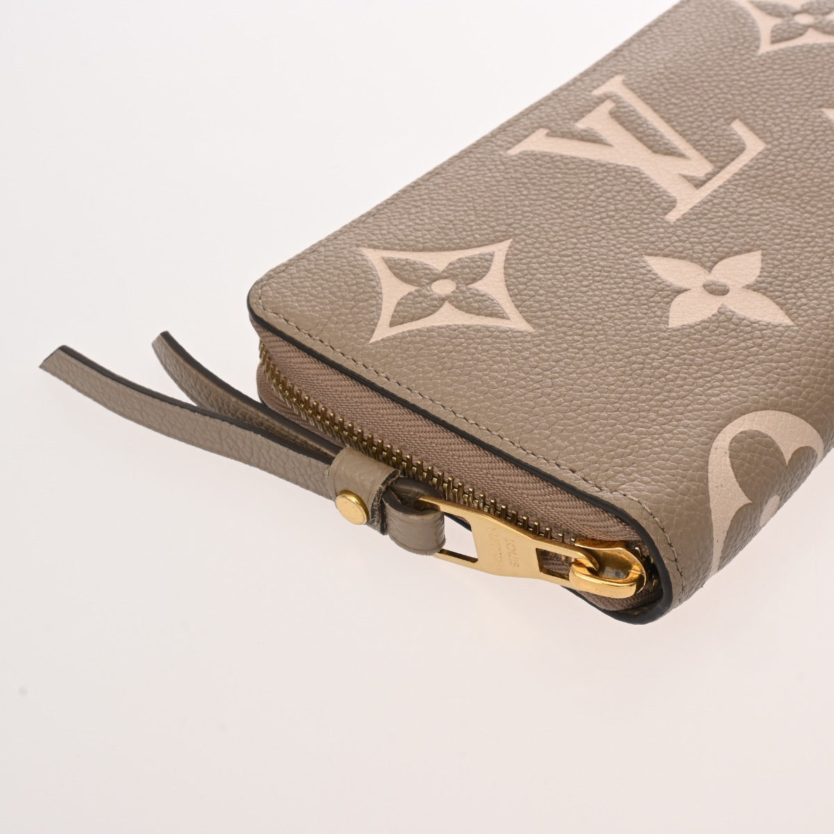 LOUIS VUITTON ルイヴィトン モノグラムアンプラント ジッピー