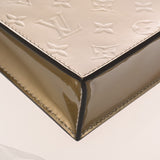 LOUIS VUITTON ルイヴィトン モノグラムヴェルニ プティットサックプラ トープ M90564 レディース モノグラムヴェルニ ショルダーバッグ ABランク 中古 銀蔵