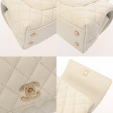 CHANEL シャネル マトラッセ トップハンドルフラップ XS 2WAY ホワイト A92990 レディース キャビアスキン ハンドバッグ Aランク 中古 銀蔵