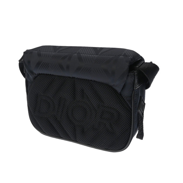 CHRISTIAN DIOR クリスチャンディオール CDダイヤモンド ブラック 21-BO-0292 メンズ ナイロン ショルダーバッグ Aランク 中古 銀蔵