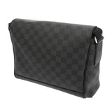 LOUIS VUITTON ルイヴィトン ダミエグラフィット メッセンジャー ブラック N41457 メンズ ダミエキャンバス ショルダーバッグ Aランク 中古 銀蔵