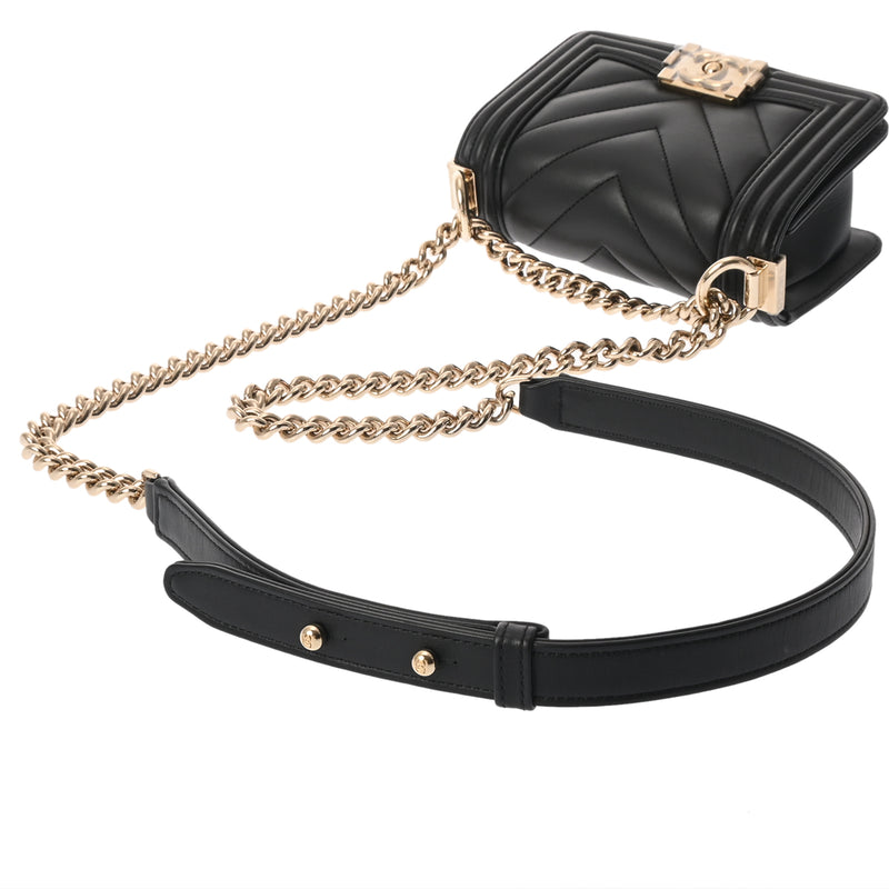 CHANEL シャネル ボーイシャネル ミニ チェーンショルダー 15cm Vステッチ ブラック A67364 レディース ラムスキン チェーンウォレット Aランク 中古 銀蔵