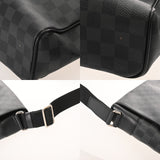LOUIS VUITTON ルイヴィトン ダミエグラフィット ディストリクト MM NM ブラック/グレー N41029 メンズ ダミエキャンバス ショルダーバッグ ABランク 中古 銀蔵