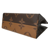 LOUIS VUITTON ルイヴィトン モノグラムジャイアント オンザゴー GM 2WAYトート ブラウン M45320 ユニセックス モノグラムキャンバス ハンドバッグ Aランク 中古 銀蔵