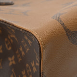 LOUIS VUITTON ルイヴィトン モノグラムジャイアント オンザゴー GM 2WAYトート ブラウン M45320 ユニセックス モノグラムキャンバス ハンドバッグ Aランク 中古 銀蔵