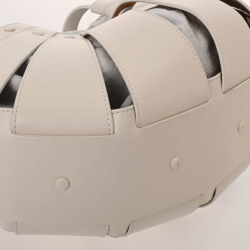 BOTTEGAVENETA ボッテガヴェネタ ザシェル ホワイト レディース レザー ハンドバッグ Aランク 中古 銀蔵