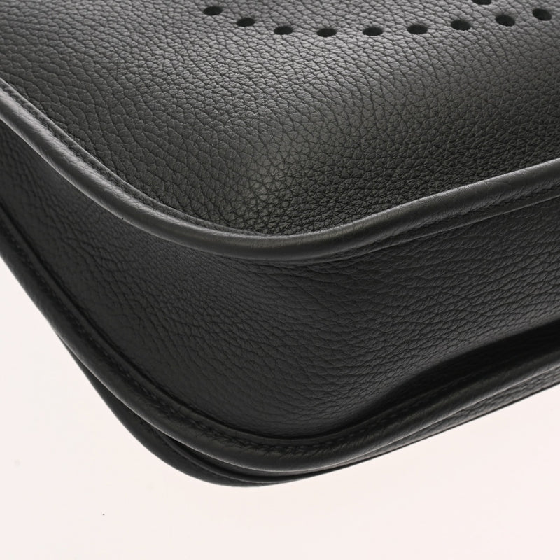 HERMES エルメス エブリン 3PM ブラック Z刻印(2021年頃) ユニセックス トリヨンクレマンス ショルダーバッグ Aランク 中古 銀蔵