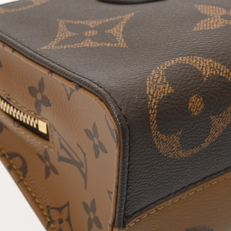 LOUIS VUITTON ルイヴィトン モノグラムジャイアント オンザゴー EW 2WAY ブラウン M46653 レディース モノグラムリバースキャンバス ハンドバッグ Aランク 中古 銀蔵