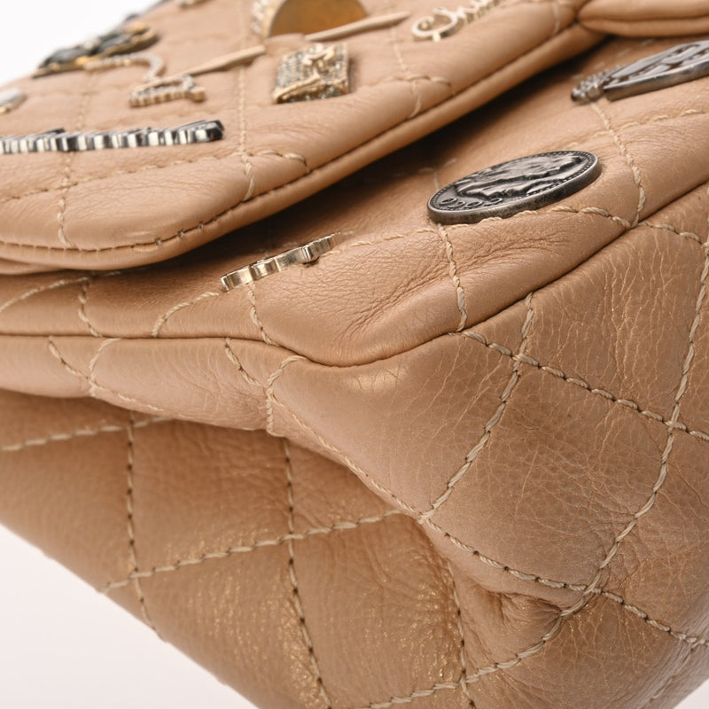CHANEL シャネル マトラッセ 2.55 チェーンショルダー 23cm アイコンチャーム Ｗフラップ ベージュゴールド レディース カーフ ショルダーバッグ Aランク 中古 銀蔵