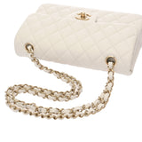 CHANEL シャネル マトラッセ クラシック スモールハンドバッグ 23cm ホワイト A01113 レディース キャビアスキン ショルダーバッグ Aランク 中古 銀蔵