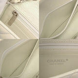CHANEL シャネル マトラッセ ミニクラシック ハンドバッグ 20cm パールホワイト A69900 レディース エイジドカーフ ショルダーバッグ 新同 中古 銀蔵