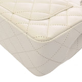 CHANEL シャネル マトラッセ ミニクラシック ハンドバッグ 20cm パールホワイト A69900 レディース エイジドカーフ ショルダーバッグ 新同 中古 銀蔵