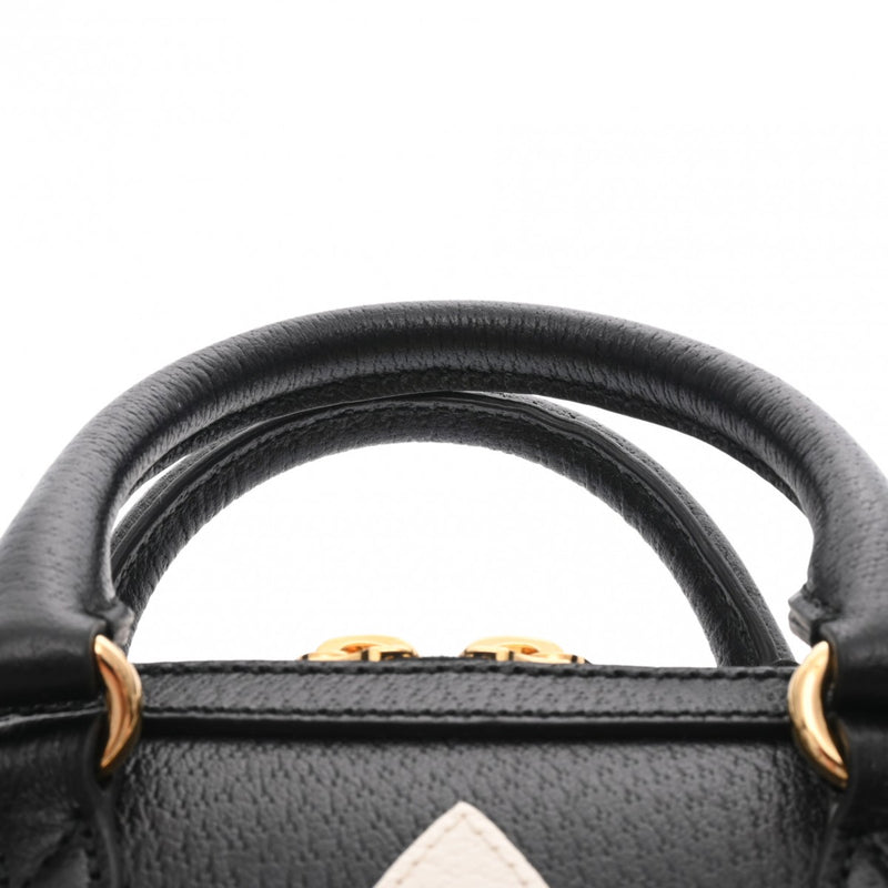 GUCCI ロゴパターン ハンドバッグ GUCCI グッチ アディダスコラボ 2WAY ブラック/ホワイト 677212