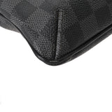 LOUIS VUITTON ルイヴィトン ダミエグラフィット トマス ブラック N58028 メンズ ダミエグラフィットキャンバス ショルダーバッグ Bランク 中古 銀蔵