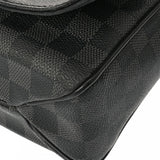 LOUIS VUITTON ルイヴィトン ダミエグラフィット ディストリクトMM 黒/グレー N41272 メンズ ダミエグラフィットキャンバス ショルダーバッグ ABランク 中古 銀蔵