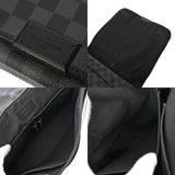 LOUIS VUITTON ルイヴィトン ダミエグラフィット ディストリクトMM 黒/グレー N41272 メンズ ダミエグラフィットキャンバス ショルダーバッグ ABランク 中古 銀蔵