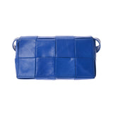 BOTTEGAVENETA ボッテガヴェネタ カセット マキシイントレ ブルー 651053 レディース レザー ウエストバッグ ABランク 中古 銀蔵