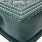 CHANEL シャネル ボーイシャネル チェーンショルダー 25cm グリーン A67086 レディース カーフスキン ショルダーバッグ ABランク 中古 銀蔵