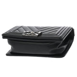 CHANEL シャネル ボーイシャネル Vステッチ チェーンショルダー 20cm ブラック A67085 レディース キャビアスキン ショルダーバッグ ABランク 中古 銀蔵