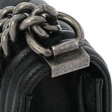 CHANEL シャネル ボーイシャネル Vステッチ チェーンショルダー 20cm ブラック A67085 レディース キャビアスキン ショルダーバッグ ABランク 中古 銀蔵