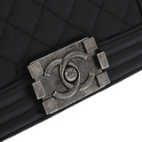CHANEL シャネル ボーイシャネル チェーンショルダー 20cm ブラック A67085 レディース キャビアスキン ショルダーバッグ Aランク 中古 銀蔵