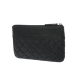 CHANEL シャネル マトラッセ ポーチ ブラック ユニセックス ラムスキン ポーチ ABランク 中古 銀蔵