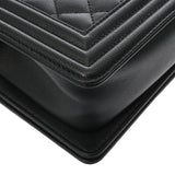 CHANEL シャネル ボーイシャネル スモールハンドバッグ 20cm ブラック A67085 レディース キャビアスキン ショルダーバッグ Aランク 中古 銀蔵