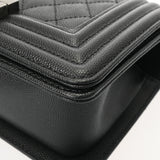 CHANEL シャネル ボーイシャネル チェーンショルダー 20cm ブラック A67085 レディース キャビアスキン ショルダーバッグ Aランク 中古 銀蔵