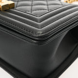 CHANEL シャネル ボーイシャネル チェーンショルダー 20cm ブラック A67085 レディース キャビアスキン ショルダーバッグ Aランク 中古 銀蔵