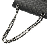 CHANEL シャネル マトラッセ Wフラップ Wチェーンショルダー 25cm ブラック A01112 レディース キャビアスキン ショルダーバッグ ABランク 中古 銀蔵